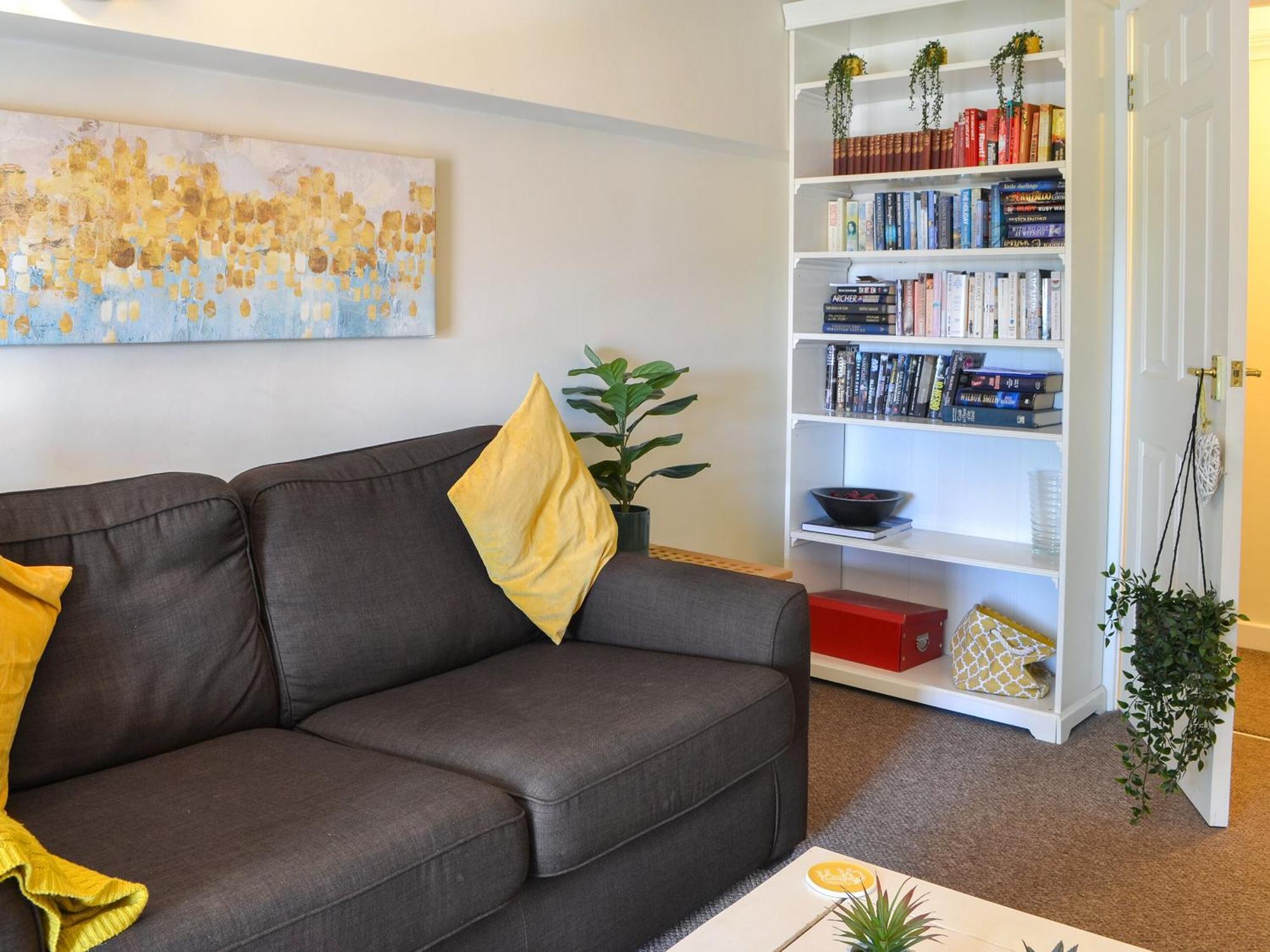 County House Apartment - 27911 York Dış mekan fotoğraf